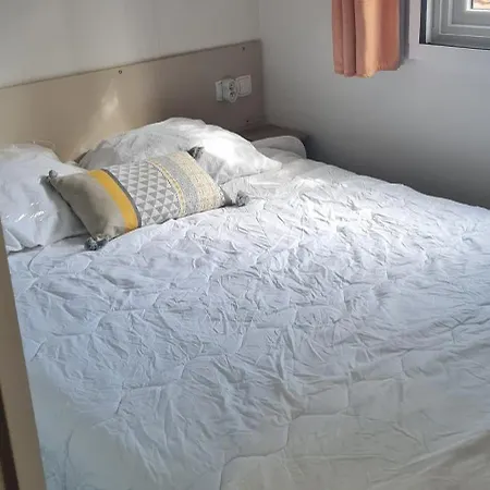 Mobil-home V0 06 A بيت للعطل *